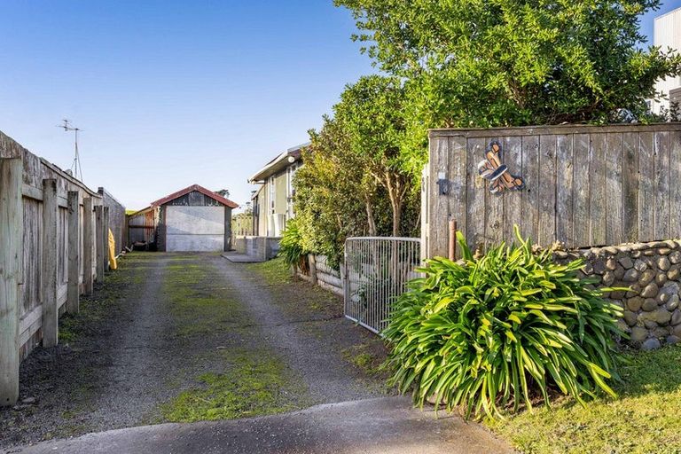 Photo of property in 10 Hira Street, Ohawe, Hawera, 4671