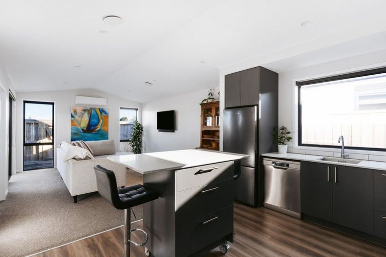 Photo of property in 26 Inaka Place, Poike, Tauranga, 3112
