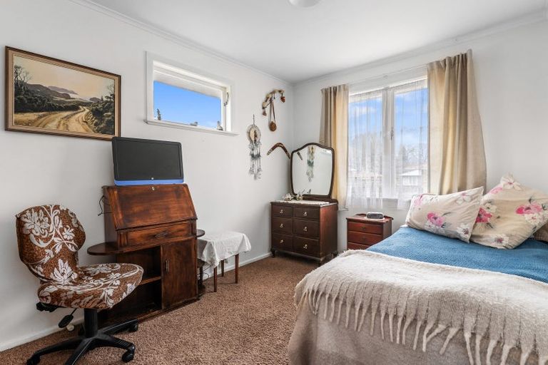 Photo of property in 82 Meadowbank Crescent, Fordlands, Rotorua, 3015