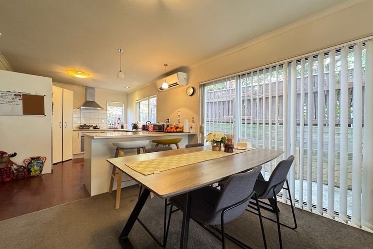 Photo of property in 1a Arapiko Street, Johnsonville, Wellington, 6037