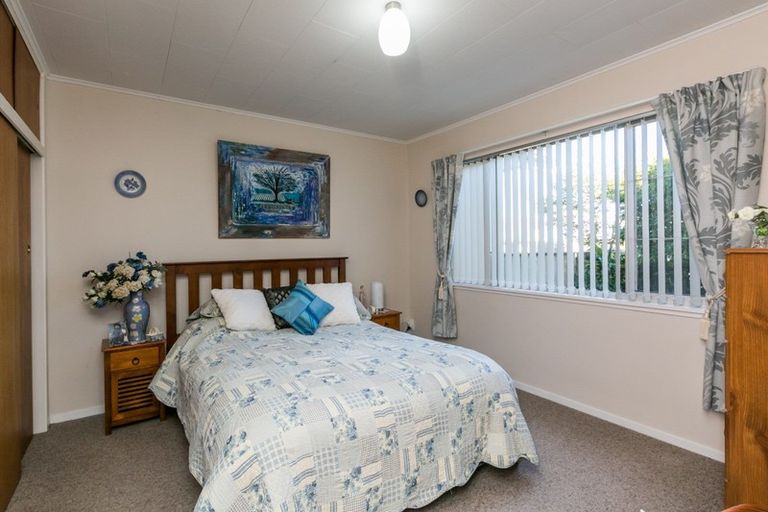 Photo of property in 2/168 Gloucester Street, Taradale, Napier, 4112