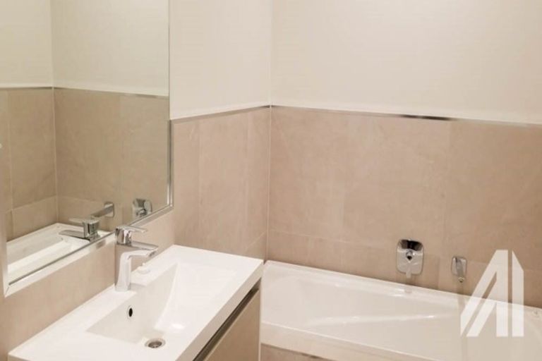 Photo of property in 3 Peihana Road, Hobsonville, Auckland, 0616