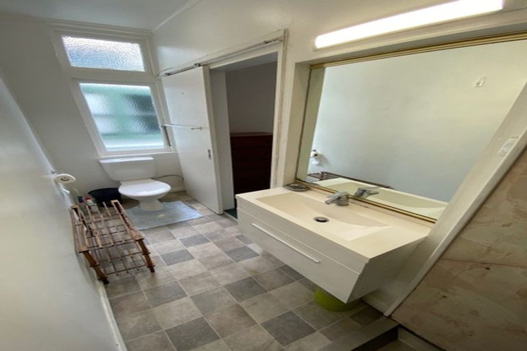 Photo of property in Rowena Hostel, 61 Ellice Street, Mount Victoria, Wellington, 6011