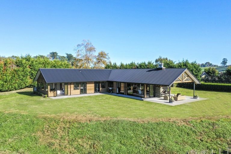Photo of property in 126 Blackbridge Road, Karaka, Papakura, 2580