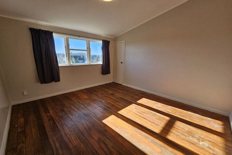 Photo of property in 85-87 Banks Street, Marfell, New Plymouth, 4310