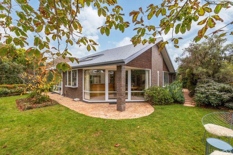 Photo of property in 31 Millcroft Place, Parklands, Christchurch, 8083