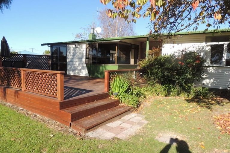 Photo of property in 2 Cornwall Road, Taradale, Napier, 4112