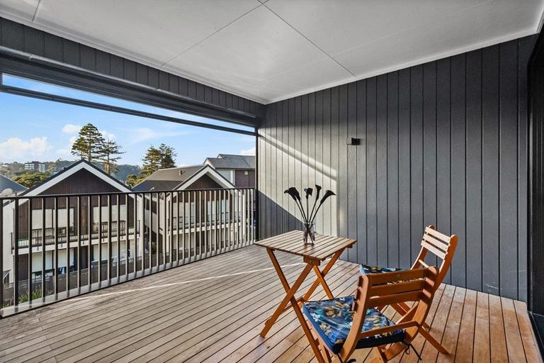 Photo of property in 86 Rangihina Road, Hobsonville, Auckland, 0616