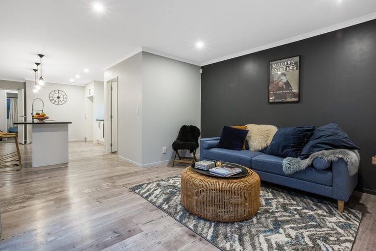 Photo of property in 13 Atherton Terrace, Churton Park, Wellington, 6037