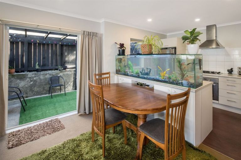 Photo of property in 4b Hollies Crescent, Johnsonville, Wellington, 6037