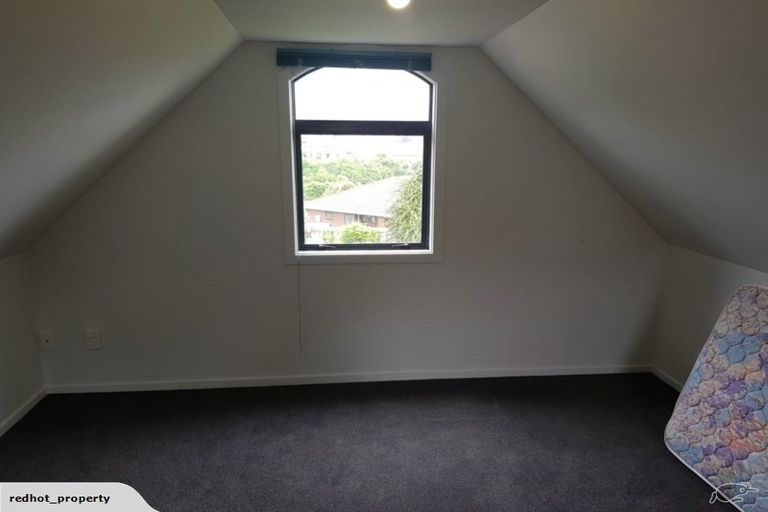 Photo of property in 1 Ridley Green, Churton Park, Wellington, 6037