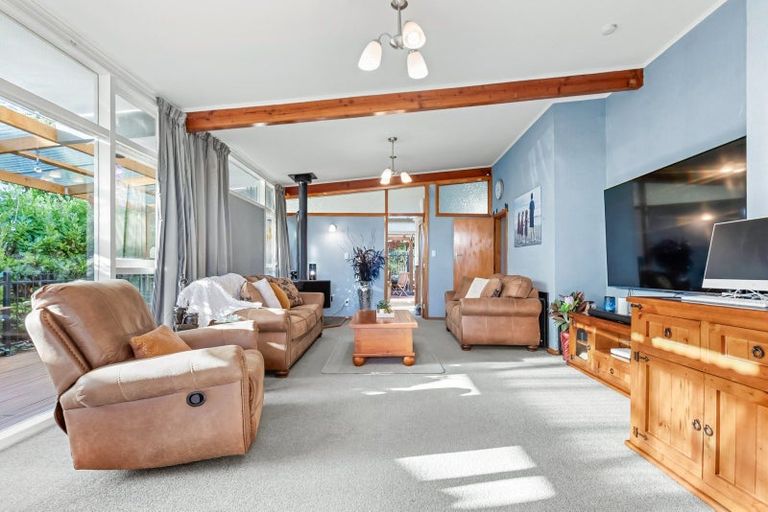Photo of property in 9 Highbury Drive, Levin, 5510