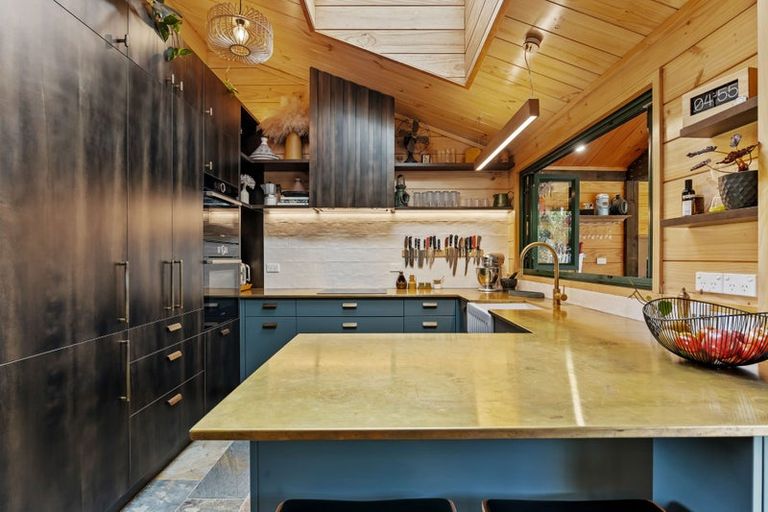 Photo of property in 241a Ararimu Valley Road, Helensville, Waimauku, 0882