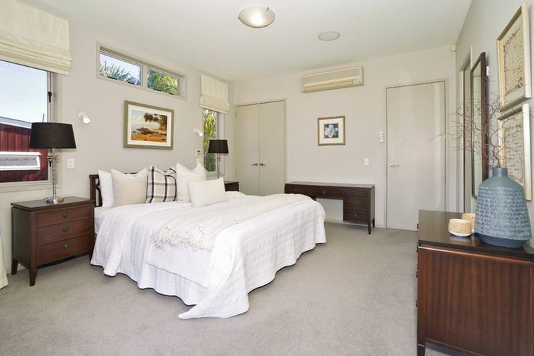 Photo of property in 138 Lake Crescent, Hamilton Lake, Hamilton, 3204