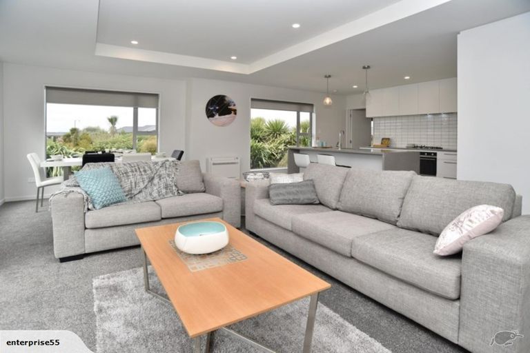 Photo of property in 18 Ardnave Lane, Broomfield, Christchurch, 8042