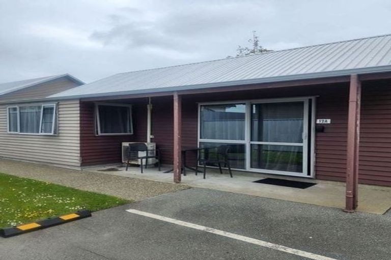 Photo of property in 12a-c Camden Street, Turnbull Thomson Park, Invercargill, 9810