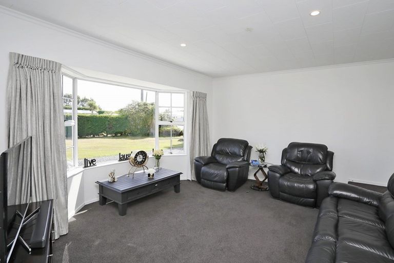 Photo of property in 3 Watt Road, Otatara, Invercargill, 9879