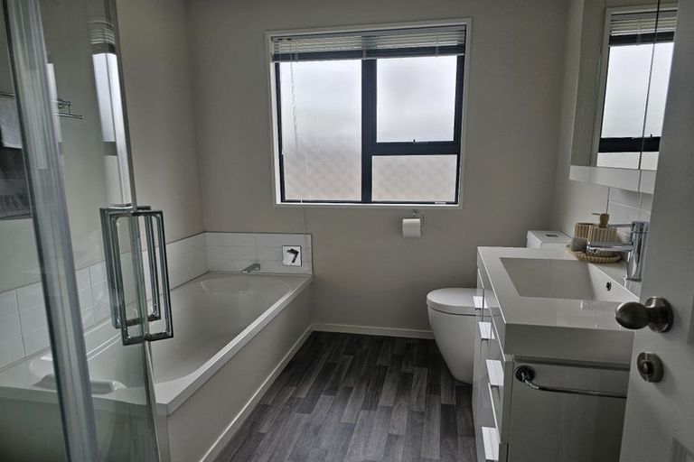 Photo of property in 87 Wilsons Road, Saint Martins, Christchurch, 8022