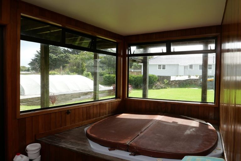 Photo of property in 24 Martin Road, Paraparaumu Beach, Paraparaumu, 5032