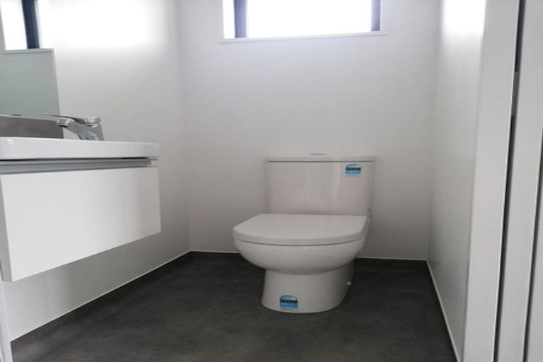 Photo of property in 64a Waimairi Road, Upper Riccarton, Christchurch, 8041