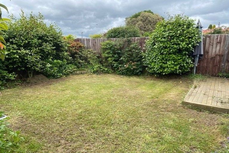 Photo of property in 7 Rhyl Place, Bryndwr, Christchurch, 8053