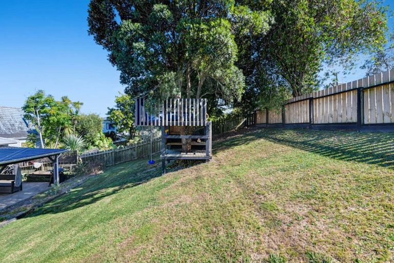 Photo of property in 245 Vipond Road, Stanmore Bay, Whangaparaoa, 0932