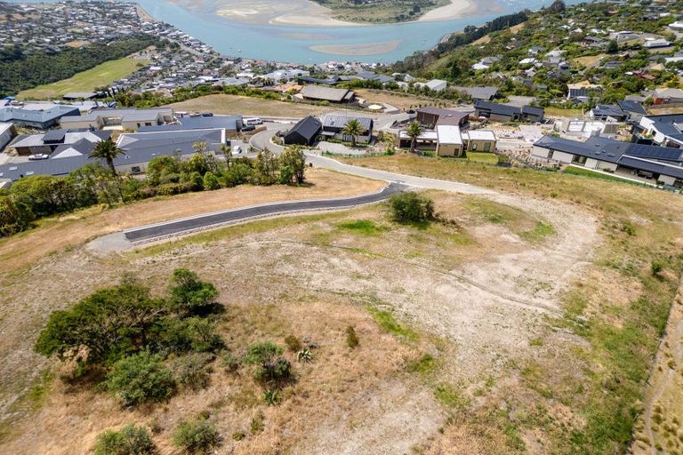 Photo of property in 10 Ararat Lane, Clifton, 8081