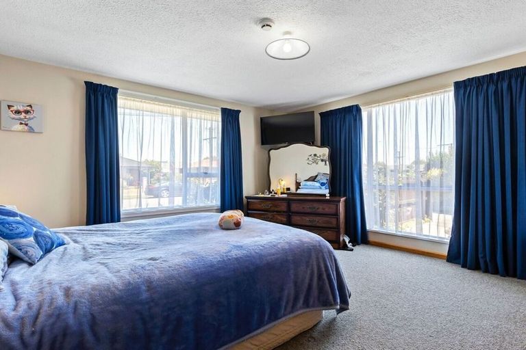 Photo of property in 4 Janet Street, Upper Riccarton, Christchurch, 8041