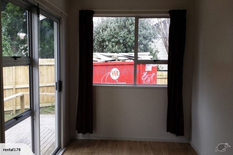 Photo of property in 2/20 Carter Place, Manurewa, Auckland, 2102