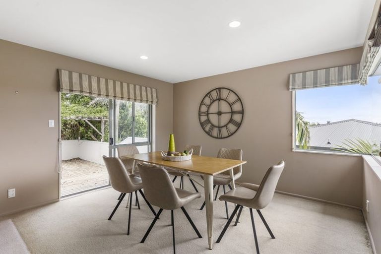 Photo of property in 7 Sandpiper Grove, Unsworth Heights, Auckland, 0632