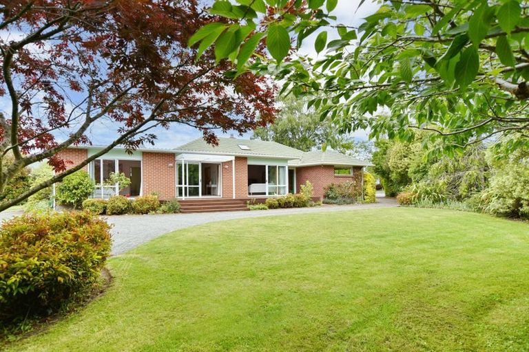 Photo of property in 16 Larch Place, Casebrook, Christchurch, 8051