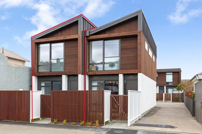 Photo of property in 149u1 Onepu Road, Lyall Bay, Wellington, 6022