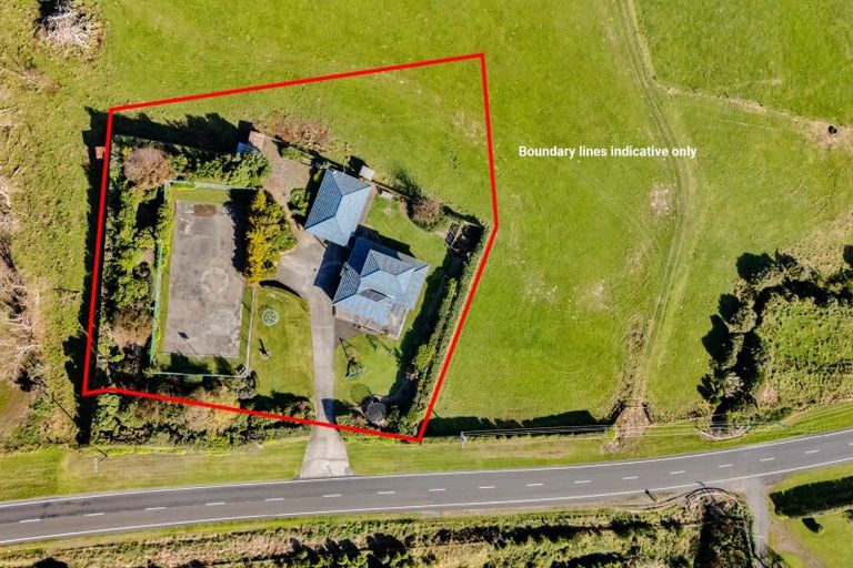 Photo of property in 2775 Eltham Road, Te Kiri, Opunake, 4682