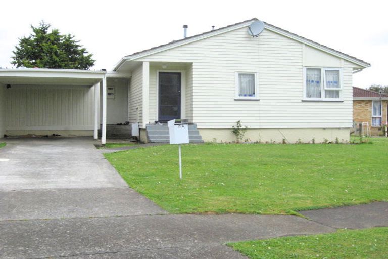 Photo of property in 23a Molesworth Place, Mangere, Auckland, 2022