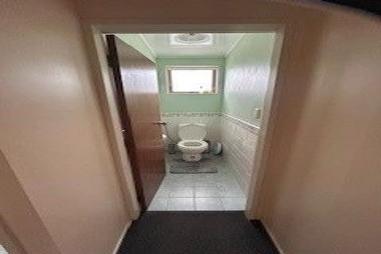 Photo of property in 4/1 Akehurst Avenue, New Lynn, Auckland, 0600