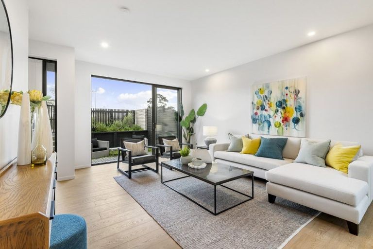 Photo of property in 83 Bearing Parade, Long Bay, Auckland, 0630