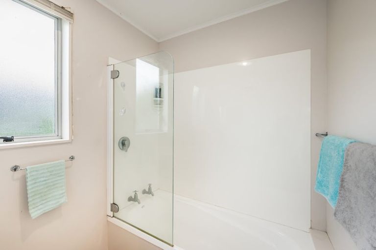 Photo of property in 42 Ruapehu Street, Paraparaumu, 5032