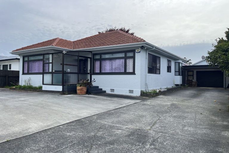 Photo of property in 29 Winston Avenue, Hokowhitu, Palmerston North, 4410