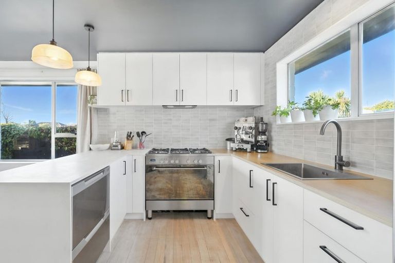 Photo of property in 6 Philomel Street, North New Brighton, Christchurch, 8083