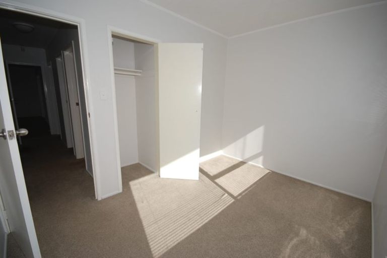 Photo of property in 73 Friesian Drive, Mangere, Auckland, 2022