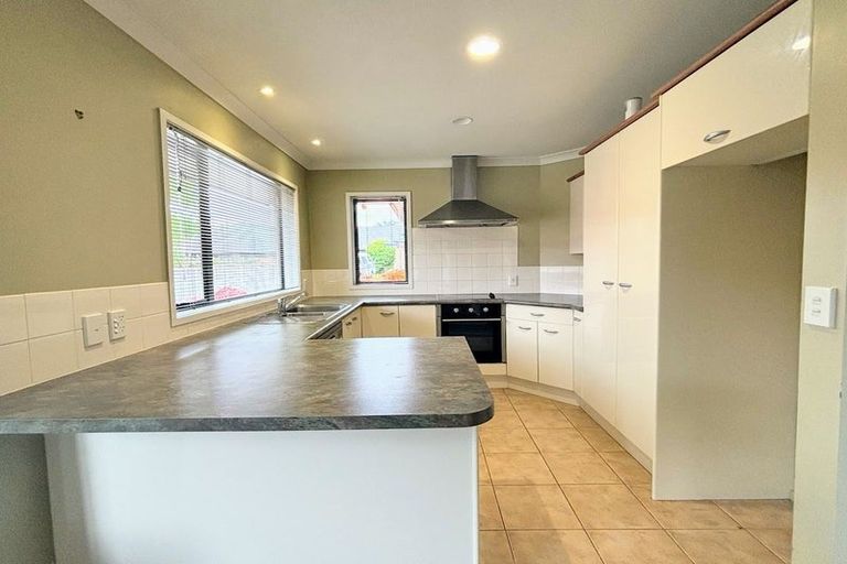 Photo of property in 12a Max Short Drive, Pukekohe, 2120