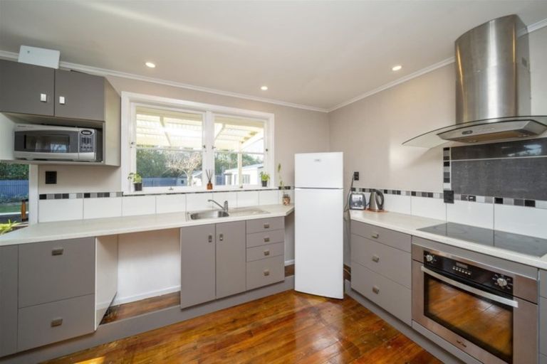 Photo of property in 4 Wera Street, Hawera, 4610