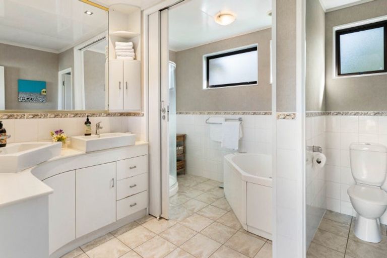Photo of property in 554 Kingseat Road, Kingseat, Pukekohe, 2679