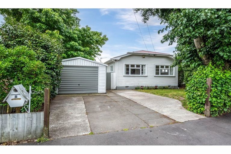 Photo of property in 8 Simeon Street, Spreydon, Christchurch, 8024