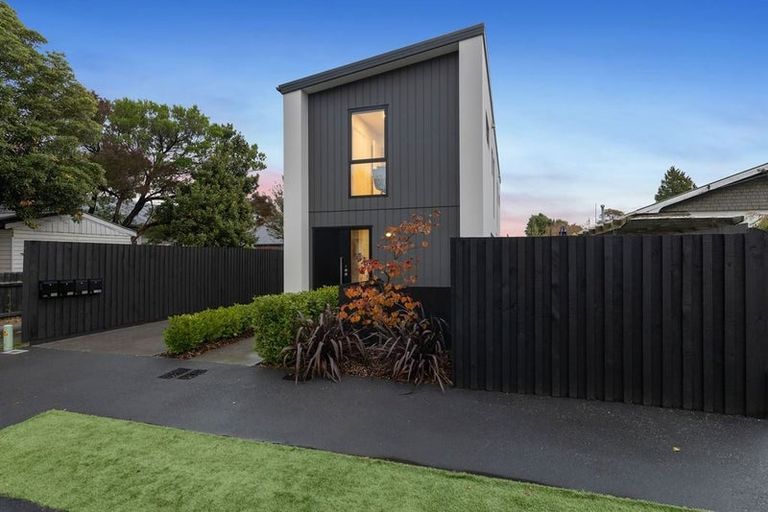 Photo of property in 1/23 Brittan Street, Linwood, Christchurch, 8011