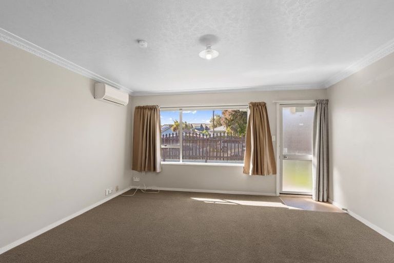 Photo of property in 4/372 Hereford Street, Linwood, Christchurch, 8011