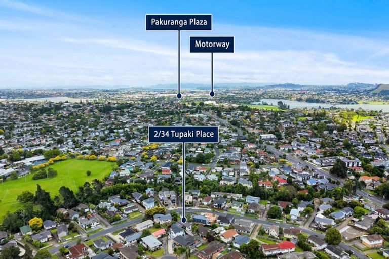 Photo of property in 2/34 Tupaki Place, Pakuranga Heights, Auckland, 2010