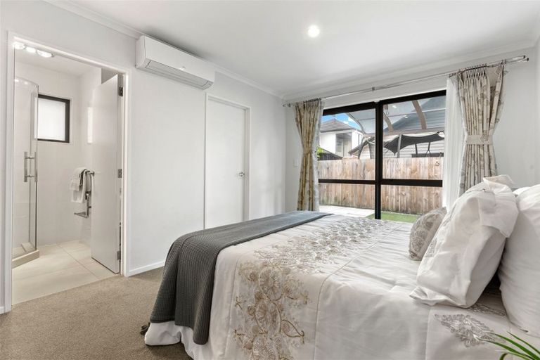 Photo of property in 35 Tarapiroe Avenue, Takanini, 2112