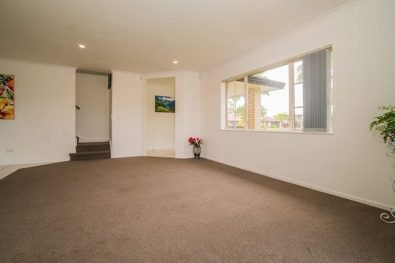 Photo of property in 12 Parkstone Place, Favona, Auckland, 2024