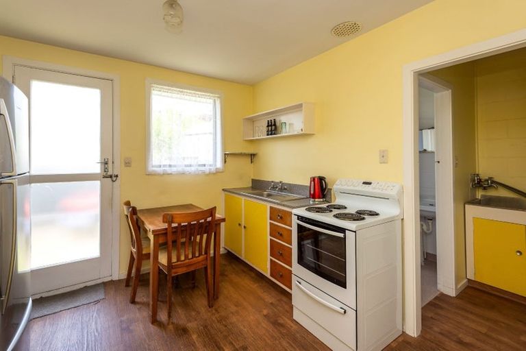 Photo of property in 4/225 Edgeware Road, Edgeware, Christchurch, 8013